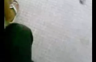 XXX زیبایی روس عکس متحرک کیر در کس در حمام نوازش می کند