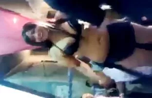 XXX او مردی را که باید به دلیل ابتلا به سرطان مبتلا شود ، گمراه عكس كير توكس کرد