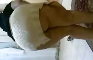 XXX دختر با هویج بلند عكس كير وكون لعنتی
