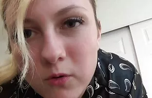 XXX مدل ناز در چمنزار قسمت 1 عكس كس كير